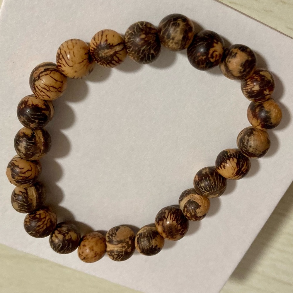 Açaí seed bracelet